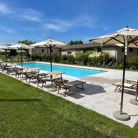 شقة Relais Corte Paradiso بسكييرا ديل غاردا