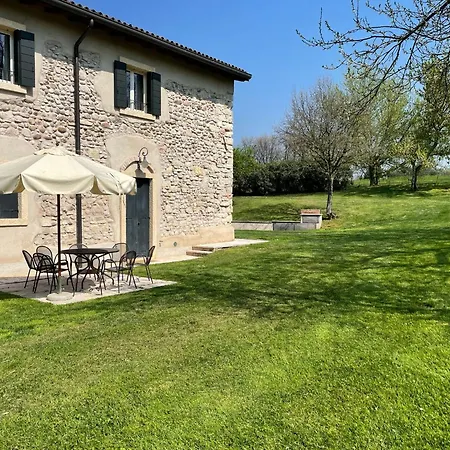 Relais Corte Paradiso بسكييرا ديل غاردا