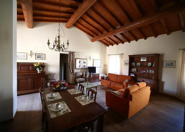 Relais Corte Paradiso * بسكييرا ديل غاردا