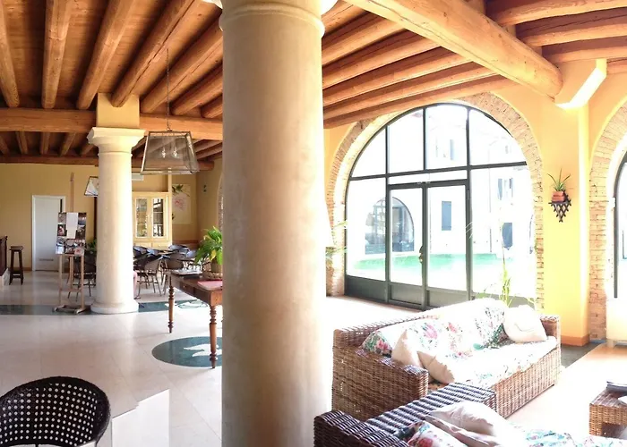 Relais Corte Paradiso * بسكييرا ديل غاردا