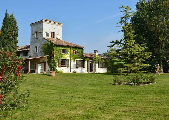 Relais Corte Paradiso شقة بسكييرا ديل غاردا