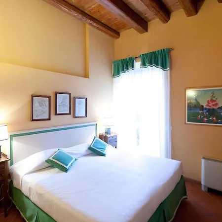 아파트 Relais Corte Paradiso 페스키에라델가르다