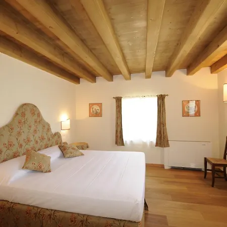 Apartment Relais Corte Paradiso Peschiera del Garda