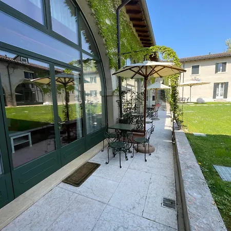 Apartment Relais Corte Paradiso Peschiera del Garda