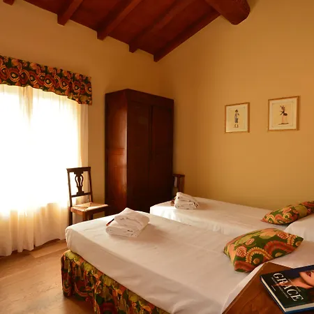 Relais Corte Paradiso 페스키에라델가르다