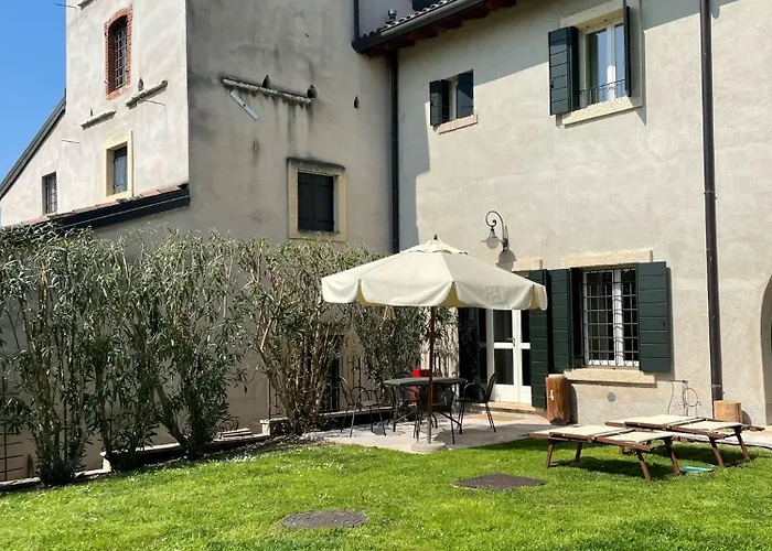 Relais Corte Paradiso Apartment Peschiera del Garda