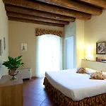 Apartamento Relais Corte Paradiso Peschiera del Garda