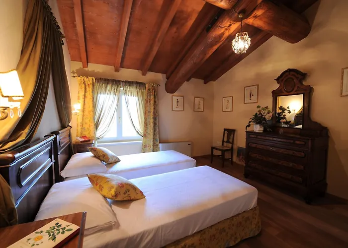 Relais Corte Paradiso 아파트 페스키에라델가르다
