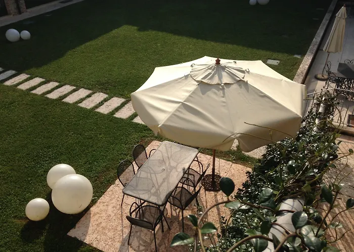 Relais Corte Paradiso 아파트 페스키에라델가르다